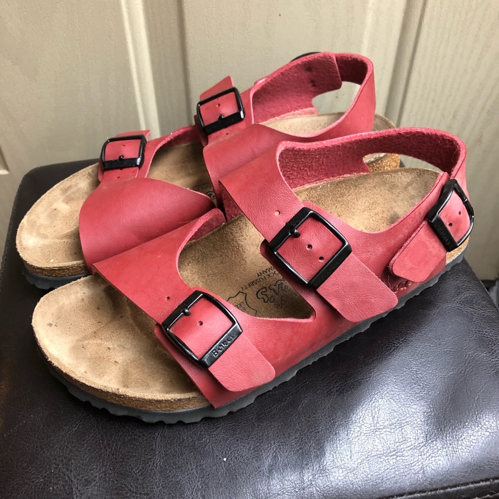 Birki’s by Birkenstock sz 38 (w7/m5)